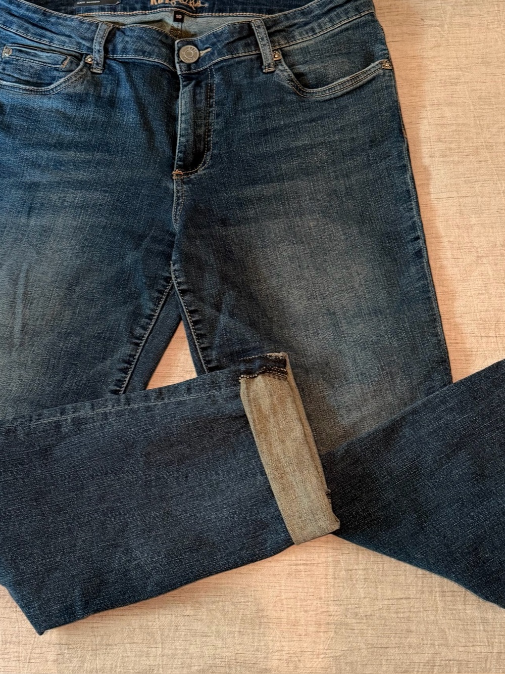 Kut from the Kloth Women's Skinny Jeans in Dark Blue Wash